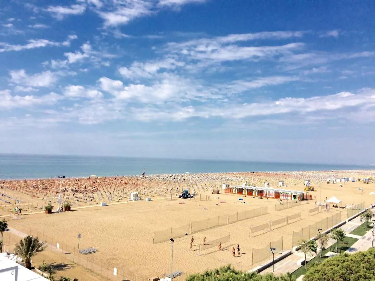 Apartment In Bibione 38283 Italy